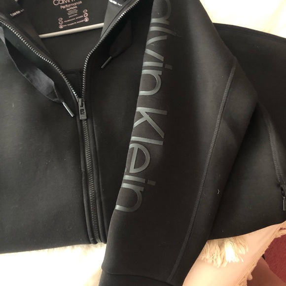 Calvin Klein Performance Jacket - Picture 5 of 5